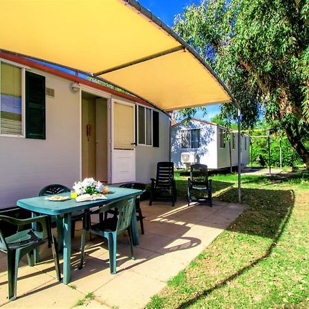Village & Camping La Foce Валедория Екстериор снимка