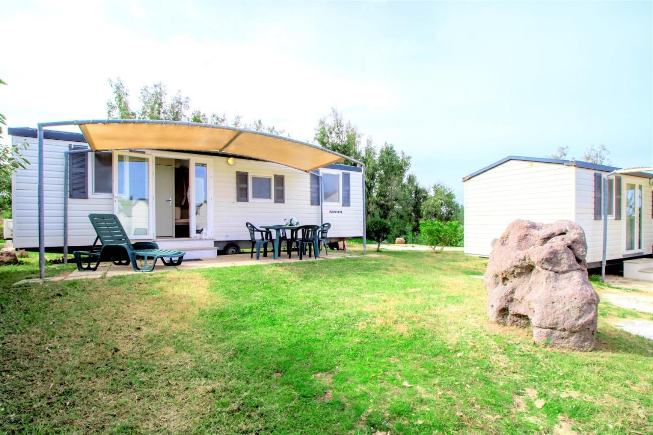 Village & Camping La Foce Валедория Екстериор снимка