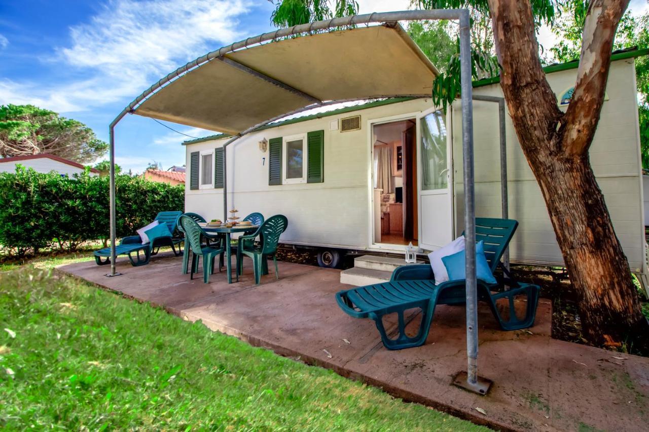 Village & Camping La Foce Валедория Екстериор снимка