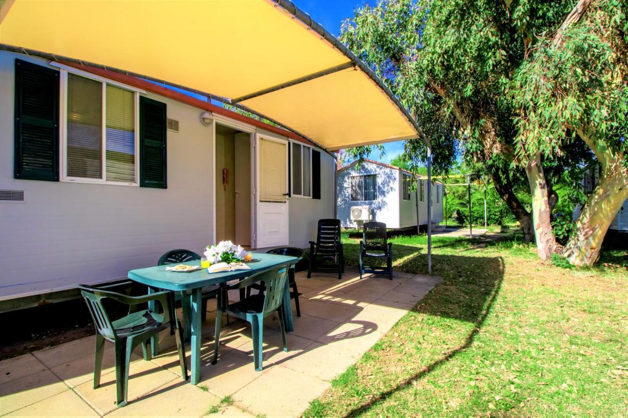 Village & Camping La Foce Валедория Екстериор снимка