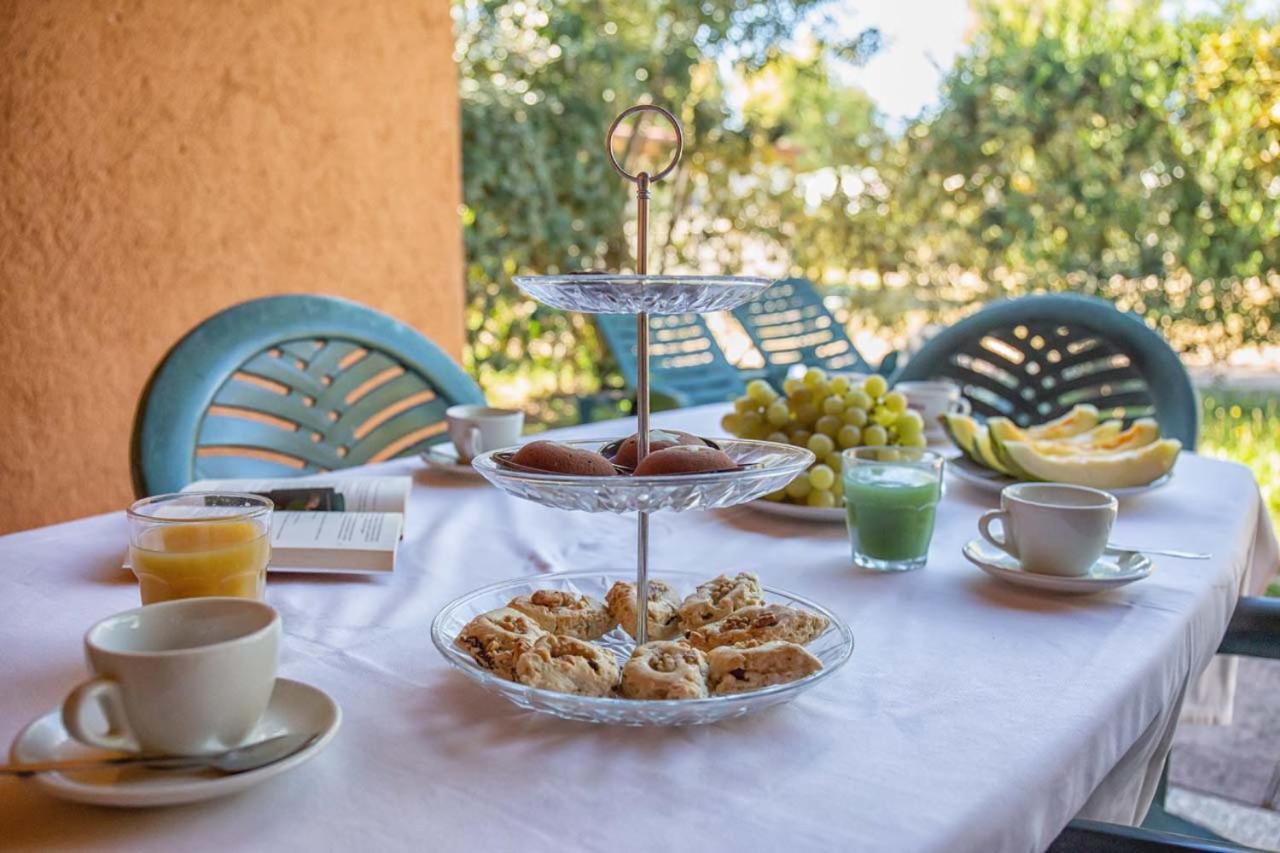 Village & Camping La Foce Валедория Екстериор снимка