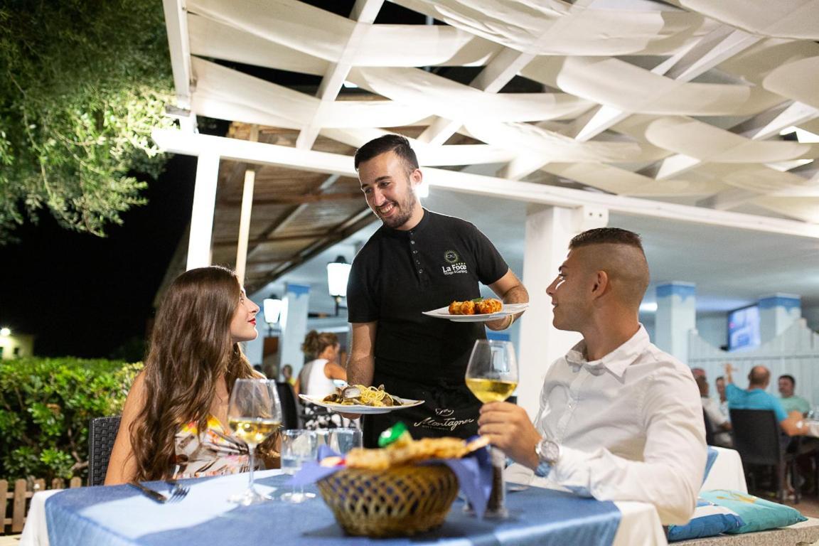 Village & Camping La Foce Валедория Екстериор снимка